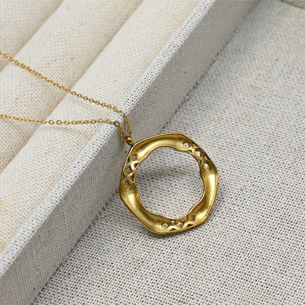 LEEDOX Bamboo Round Hollow Pendant Necklace Circle