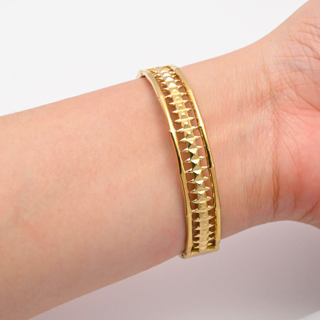 LEEDOUX Four-Leaf Clover Flower Clasp Bracelet