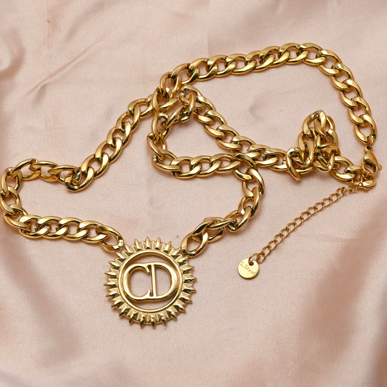 LEEDOUX  Gold Double D Titanium Steel Necklace