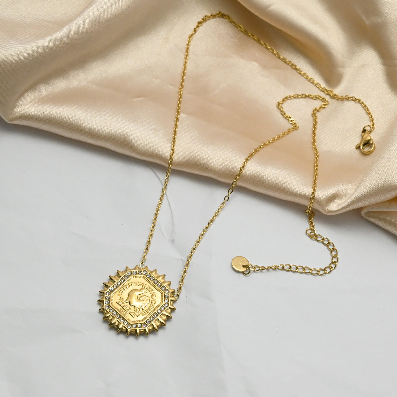 LEEDOUX Coin Pendant Necklace for Women