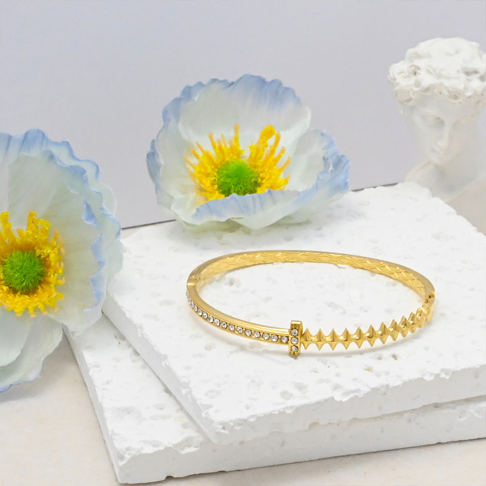 LEEDOUX Half Diamond Buckle Bracelet for Women