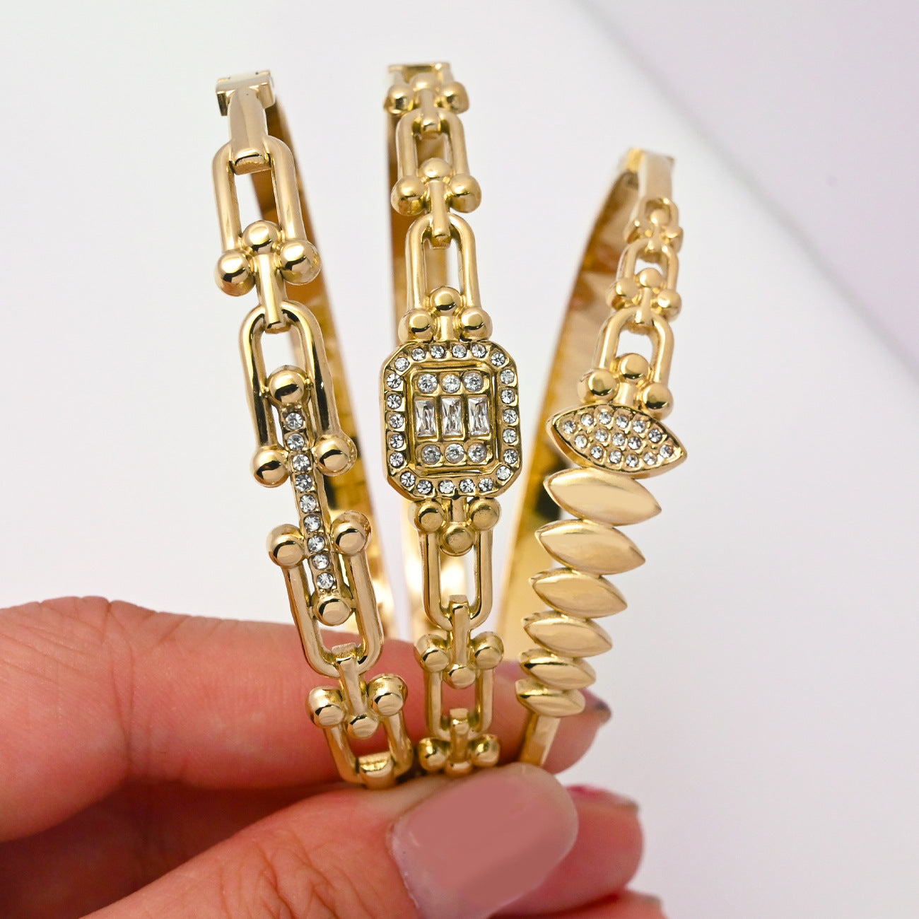 LEEDOUX  Women's Titanium Steel Bracelet